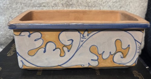 Hand painted italian majolica - hand,